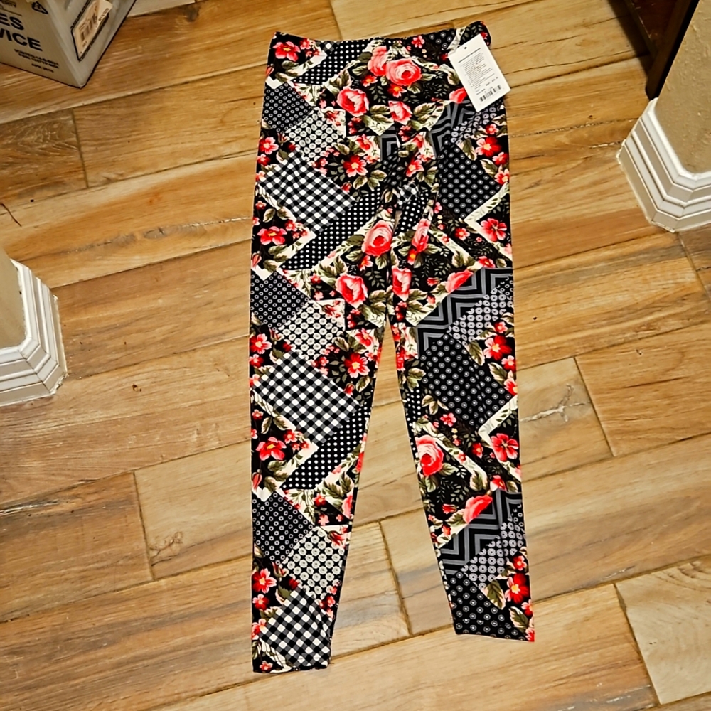 NWT!! Leggings Park women's Leggings plus size